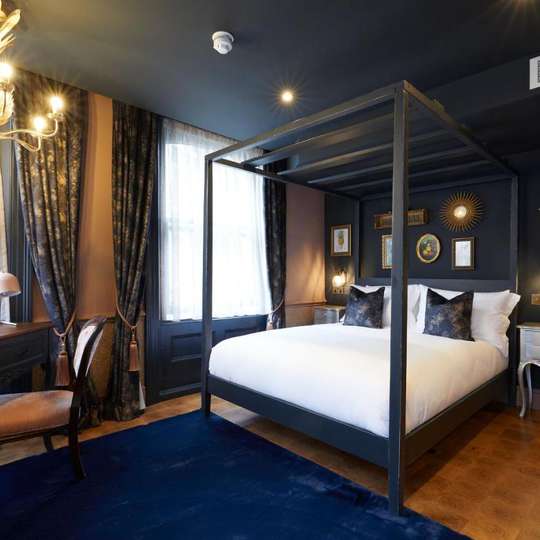boutique hotels london affordable        <h3 class=
